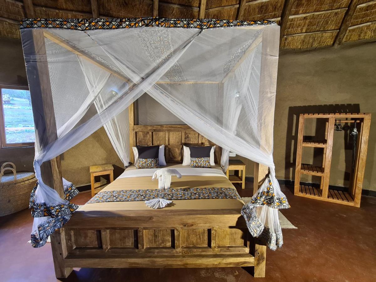 Villa Africa Safari Maasai Boma Serengeti Esterno foto