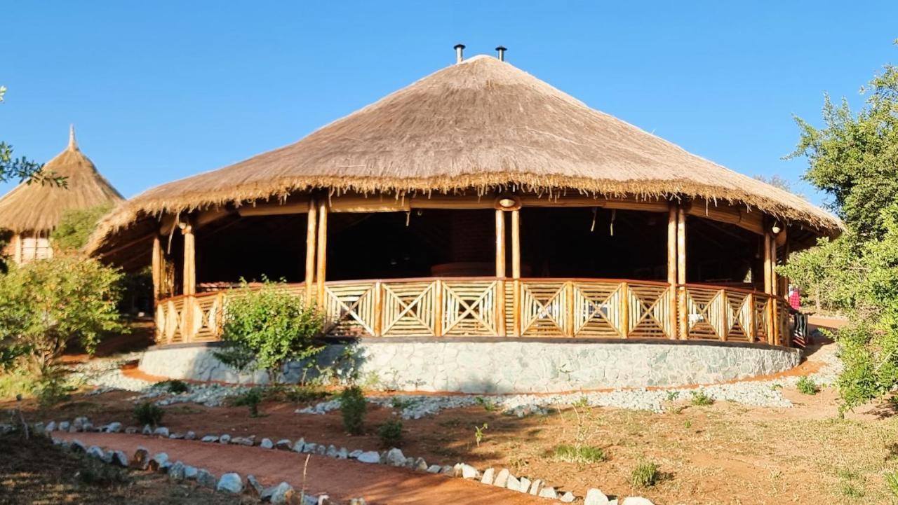 Villa Africa Safari Maasai Boma Serengeti Esterno foto
