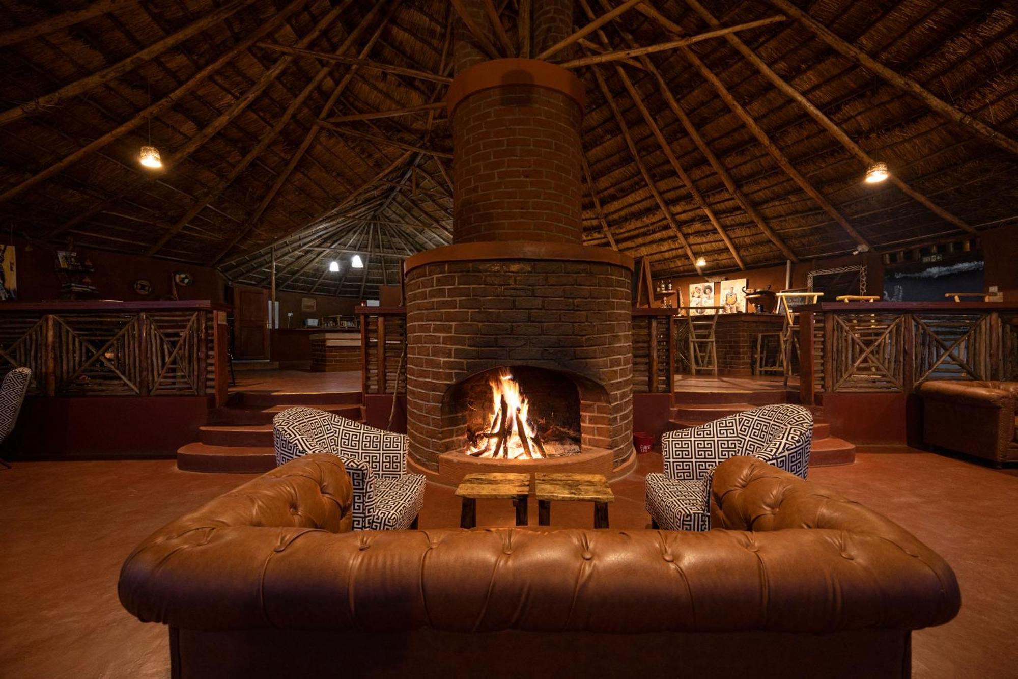 Villa Africa Safari Maasai Boma Serengeti Esterno foto
